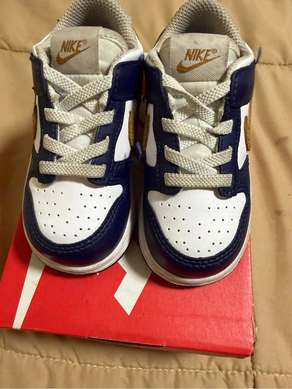 Nike Kids Low-Top Sneakers - White, Navy & Gold